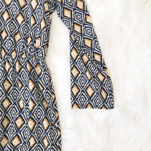 Patterned Dress - Picture 2 of 4